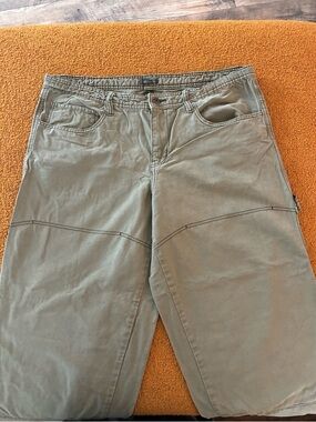 wild fable women’s barrel leg pants — Olive